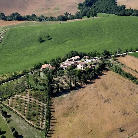 Poetic Glass House In The Countryside Hébergement de vacances San Cipriano (Pesaro and Urbino)