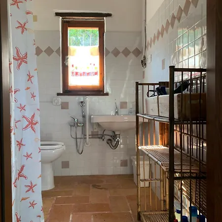 Poetic Glass House In The Countryside * Urbino